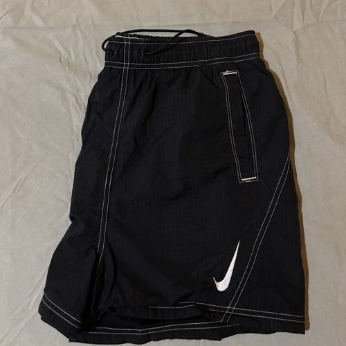 Nike shorts like new, black, size M