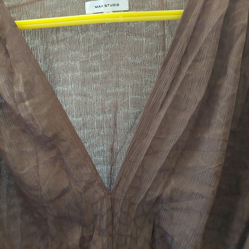 Brown Max Studio top XL like new with front tie