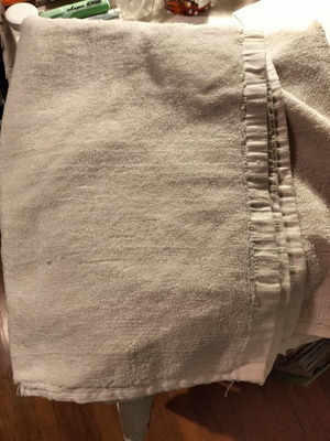 Large white hydrophilic cotton bathrobe like new