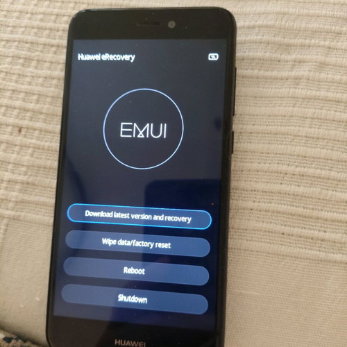 Huawei P8 Lite (2017) used with broken back cover and swollen battery