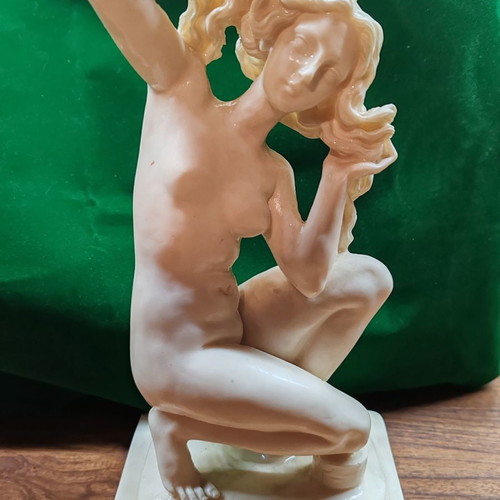 Collection of archaic statues used, Diogenes, Aphrodite, Hermes, Discobolus