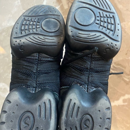 Skazz dance training shoes used, black, size 38