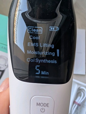 Face Lifting Device like new with different programmes