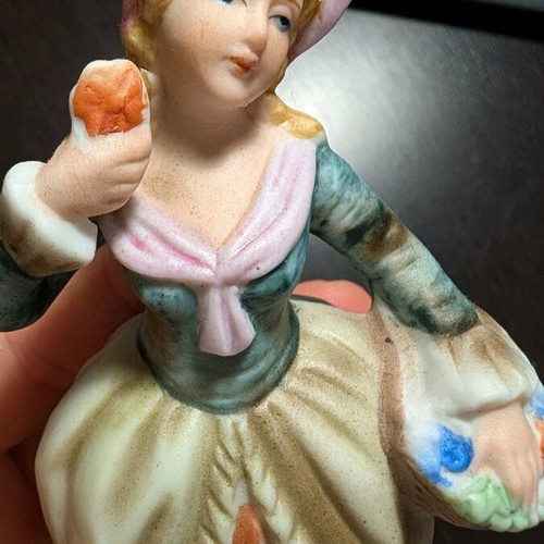 Decorative figurine like new, 17 cm