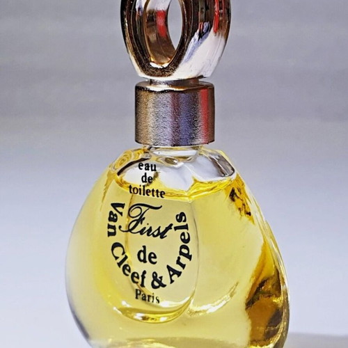Miniature perfume First Eau de Toilette Van Cleef & Arpels 5.5ml like new