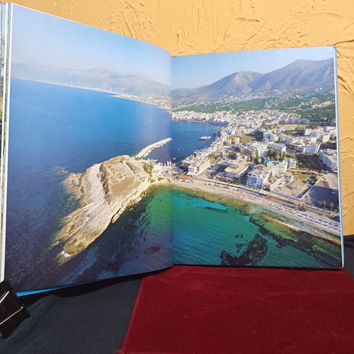 Book Ellas Anothen Crete like new, Greek photography