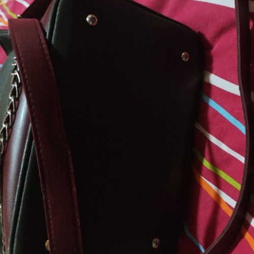 Veta shoulder bag like new, burgundy and cypress, large capacity