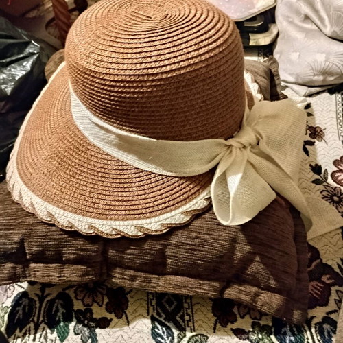 Set of 2 Stamion women's summer hats used