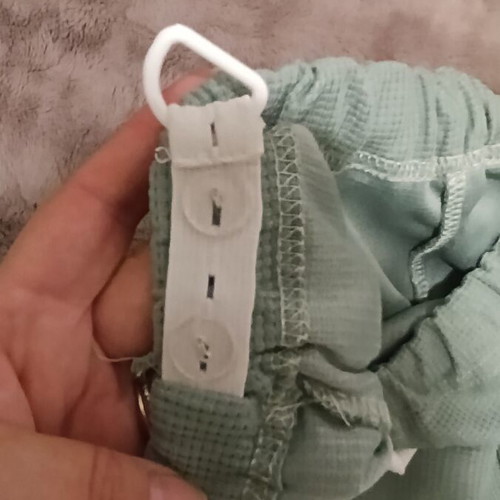 Maternity shorts like new, size L-XXL, green with adjustable elastic