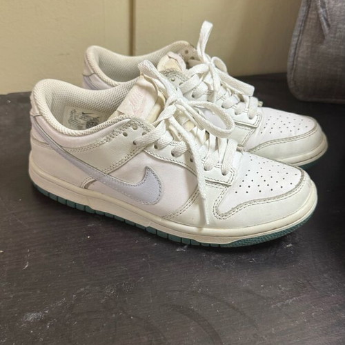 Nike Dunk Low sneakers like new, white, size 36.5