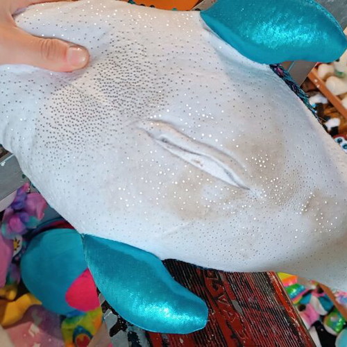 Plush dolphin used, not working