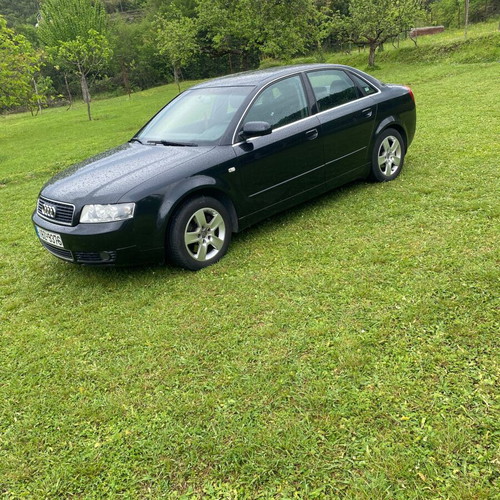Audi A4 λιμουζίνα μεταχειρισμένη 2004, βενζίνη, 1.781 cc, 205.500 χλμ