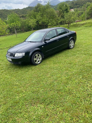 Audi A4 λιμουζίνα μεταχειρισμένη 2004, βενζίνη, 1.781 cc, 205.500 χλμ