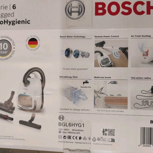 Bosch ProHygienic vacuum cleaner like new with accessories