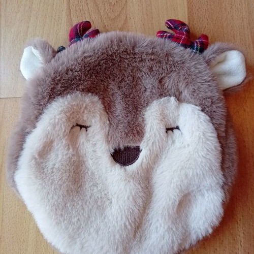 Girls' Zara toiletry bag with Rudolph design like new