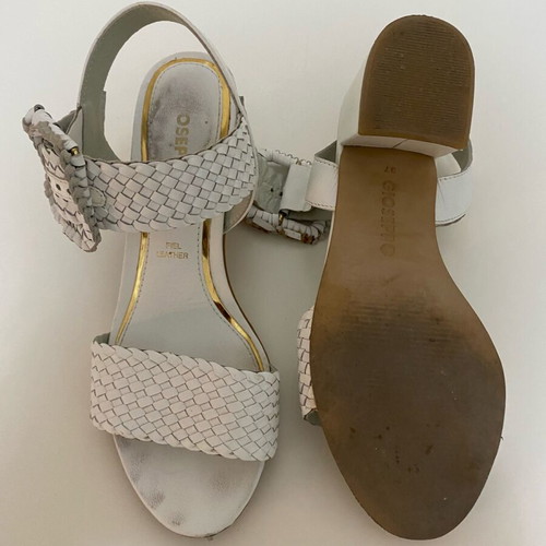 Gioseppo sandals used, white, size 37, platform style