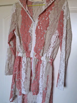 Lace cardigan like new, women's size M