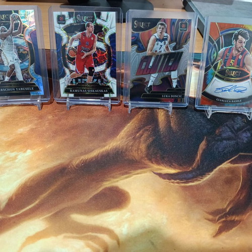 Panini Select EuroLeague 4-Card Lot like new, Doncic Clutch, Basile Auto