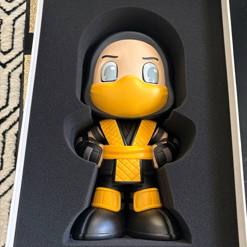 Jumbo Chan Scorpion 14'' collectible vinyl figure new, limited edition 1200