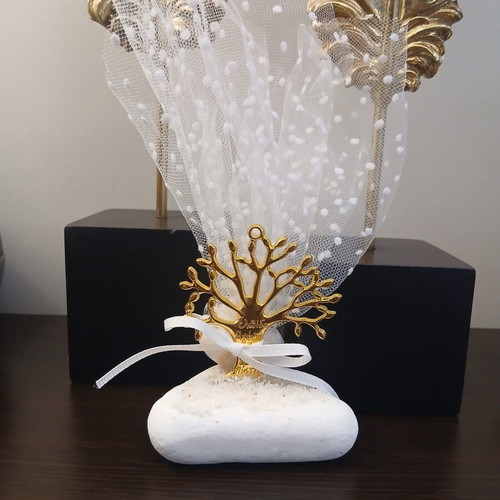 Tree of Life Wedding Favors new, pack of 50 with pebble