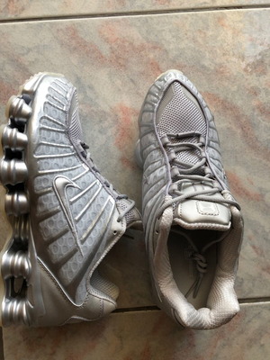 Nike sneakers gray new, size 43 shoes