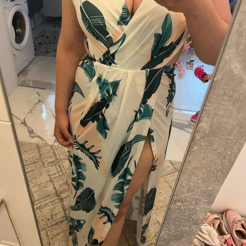 Long dress with front slits like new, size S, colorful