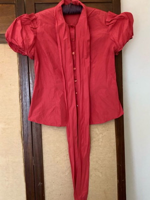 Lussile short sleeve shirt used red with large collar size L