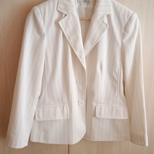 Striped jacket like new, size M, white and blue