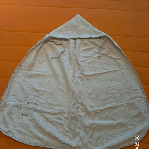 Ninetta Bebe cotton baby bathrobe used