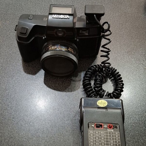 Minolta 35mm Analog Camera with External Flash like new