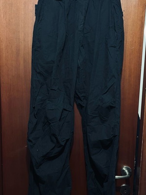 Cargo παντελόνι Bershka μαύρο μέγεθος M σαν καινούργιο