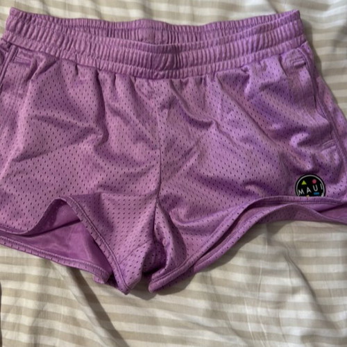 Maui & Sons sports shorts large like new, purple