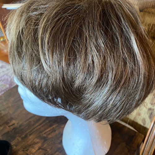 Women's wig like new, short synthetic hair, platin/mix color
