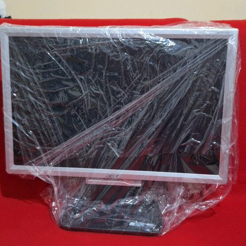 Acer AL1916W As 19" LCD monitor used, VGA input
