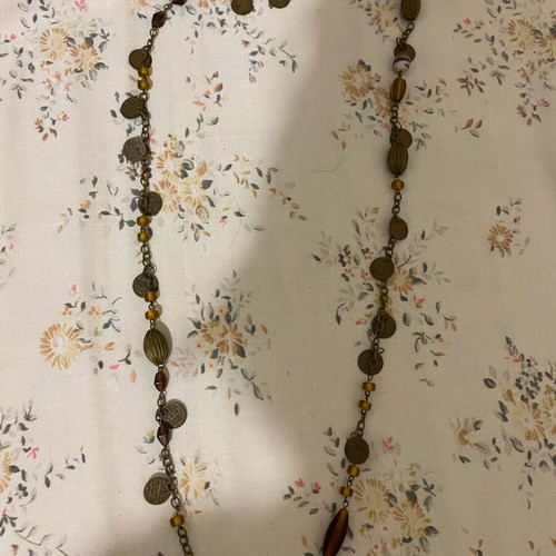 Metal necklace like new, beige and brown