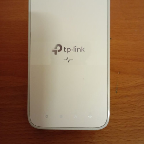 TP-Link AC powerline WiFi router