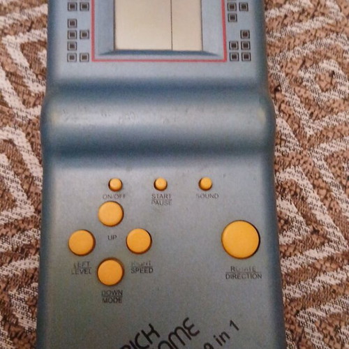 Vintage Brick Game 9999 in 1 GAMEmate ES-9999 handheld console used