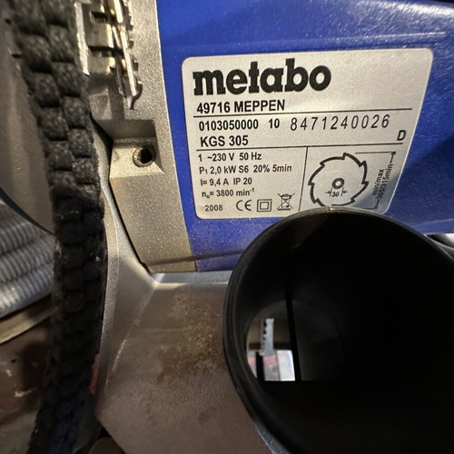 Metabo KGS305 miter saw like new with wood and aluminum blades