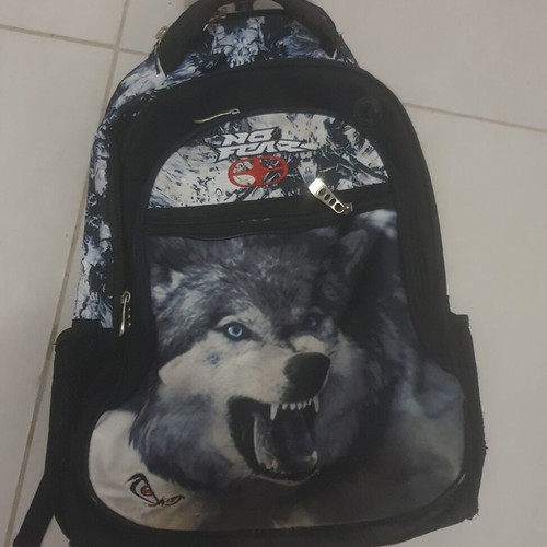 No Fear rolling school bag used with handle and three zip compartments