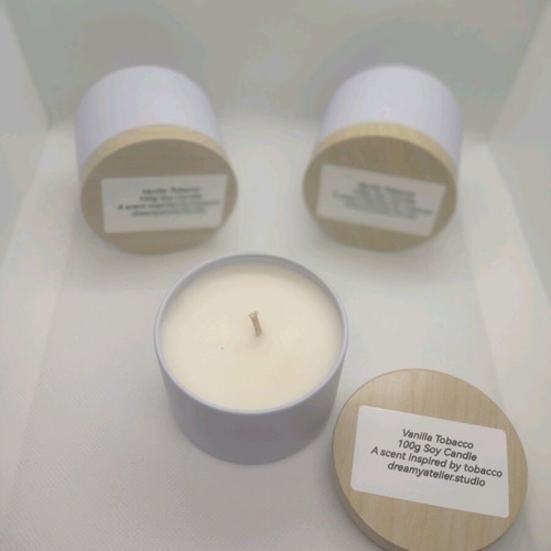 Handmade soy candle with vanilla tobacco scent like new