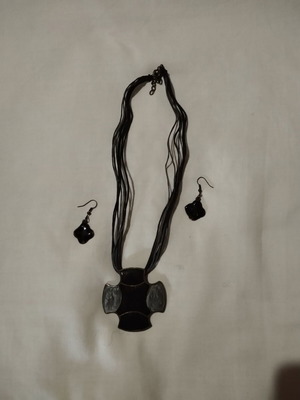 Jewelry set necklace with earrings new, black and gray