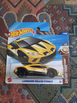 Lamborghini Huracan Sterrato new toy car