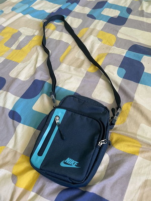 Nike small shoulder bag, new