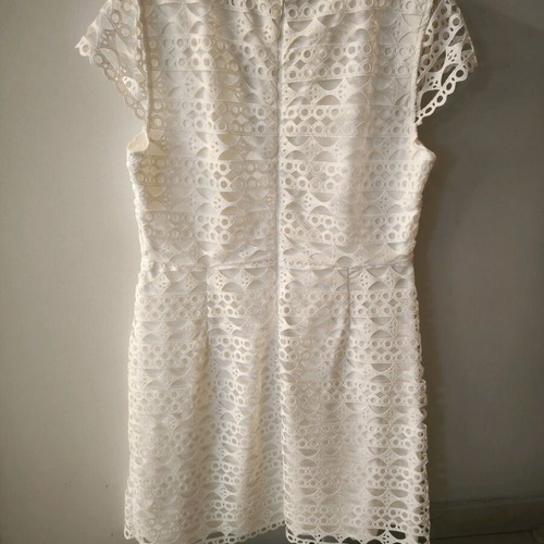 H&M white dress size L like new with zipper
