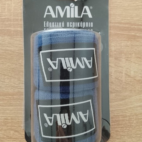 Boxing gloves and elastic wrist wraps like new