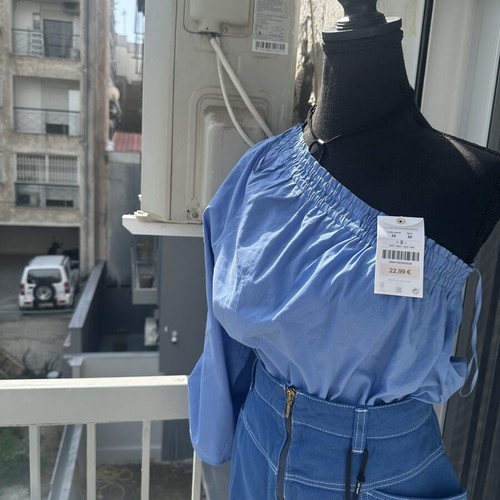Oysho blouse new, size M, blue