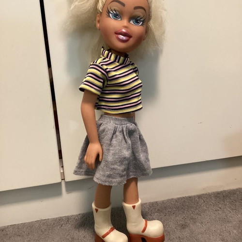 Bratz doll 45 centimeters used