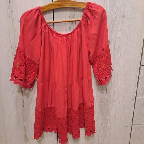 Cotton lace blouse red like new