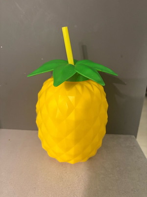 3D Barrel Pineapple Plastic Cup with Straw 800ml New