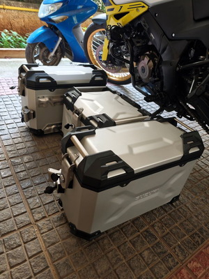 Γνήσιο σετ βαλιτσών Suzuki SW-Motech TRAX ADV για V-Strom 1050 μεταχειρισμένο